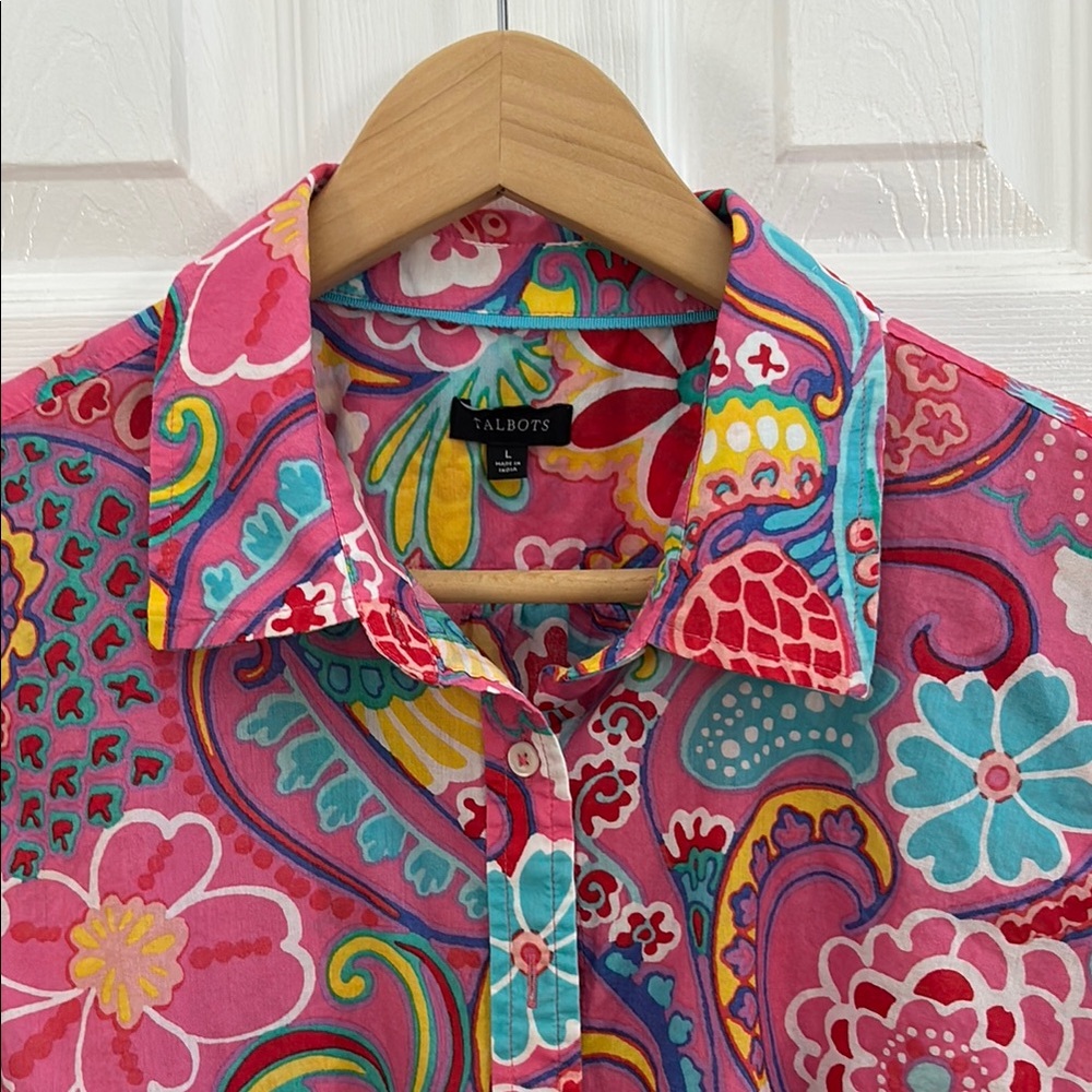 Talbots Women’s LG Vibrant Floral Button-Up Shirt -100% cotton - Picture 5 of 8